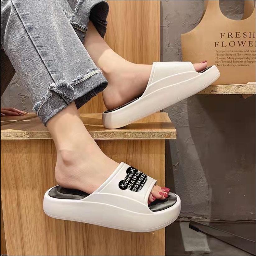 Dép bánh mì ulzzang nam nữ siêu dày đế 4cm êm mềm chống nước chất liệu cao cấp phong cách
