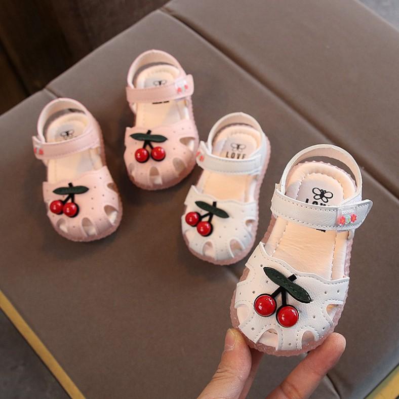 Dép sandal bé gái - Giày dép tập đi cho bé từ 1- 4 tuổi hình quả Cherry hàng Quảng Châu chất da PU siêu mềm M16