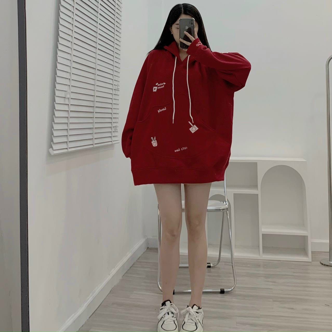 Áo Hoodie Nỉ Bông Túi Lạ Mắt Chữ Thêu HOUSE Unisex, Áo Hoodie nỉ thêu " ECKOK HOUSE " / form rộng unisex (Ảnh shop tự chụp), Áo khoác HOODIE MÀU ĐỎ thêu chữ vải nỉ lót bông form rộng khoác ngoài unisex nam nữ