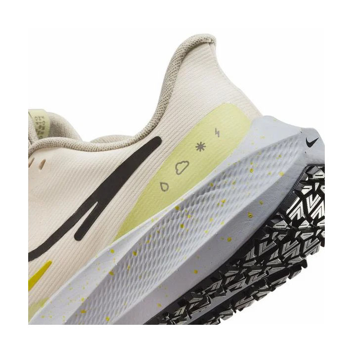 Giày chạy bộ Nữ NIKE W AIR ZOOM PEGASUS SHIELD