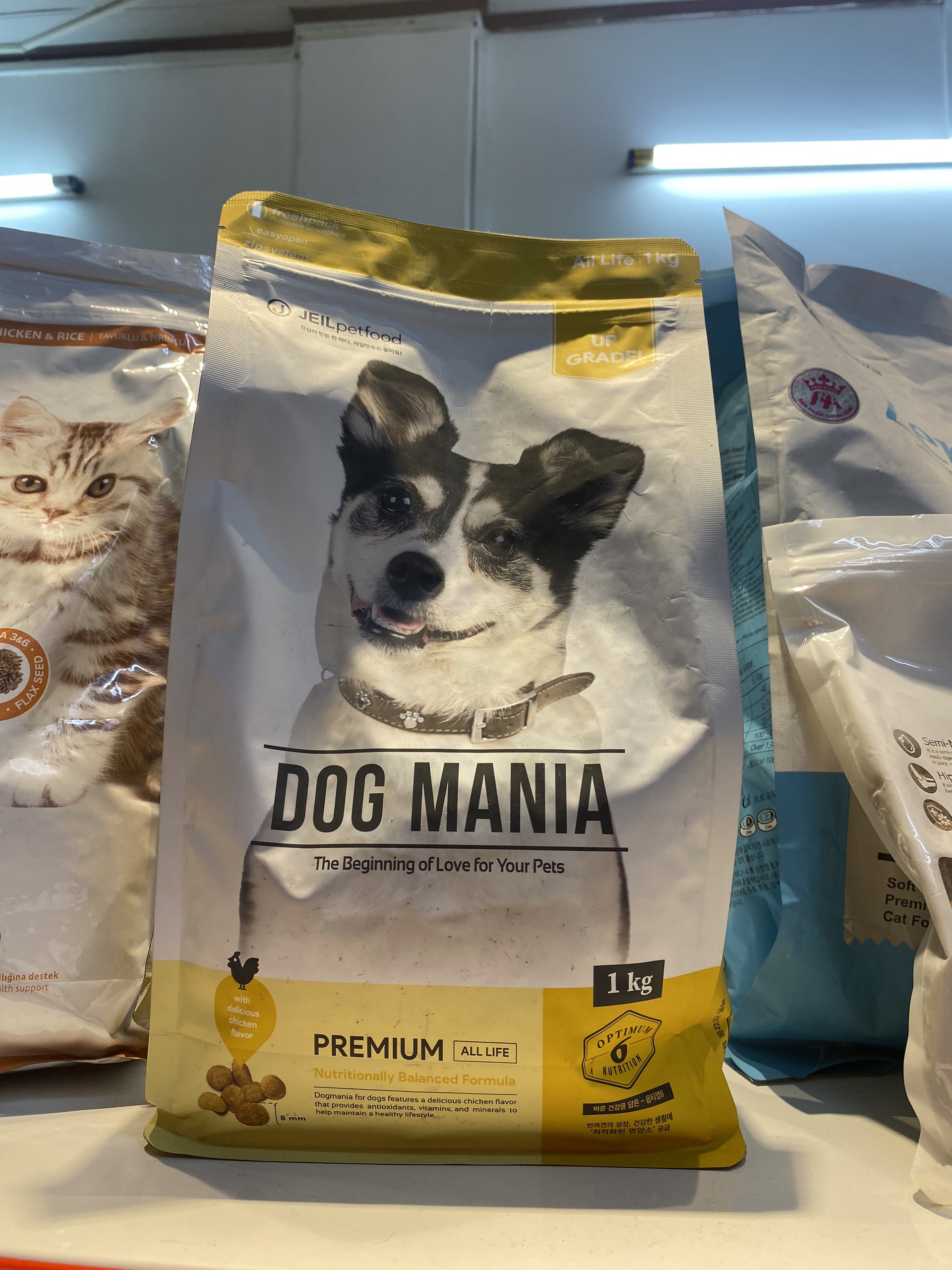 THỨC ĂN HẠT CHO CÚN XUẤT XỨ HÀN QUỐC DOG MANIA TÚI 1KG