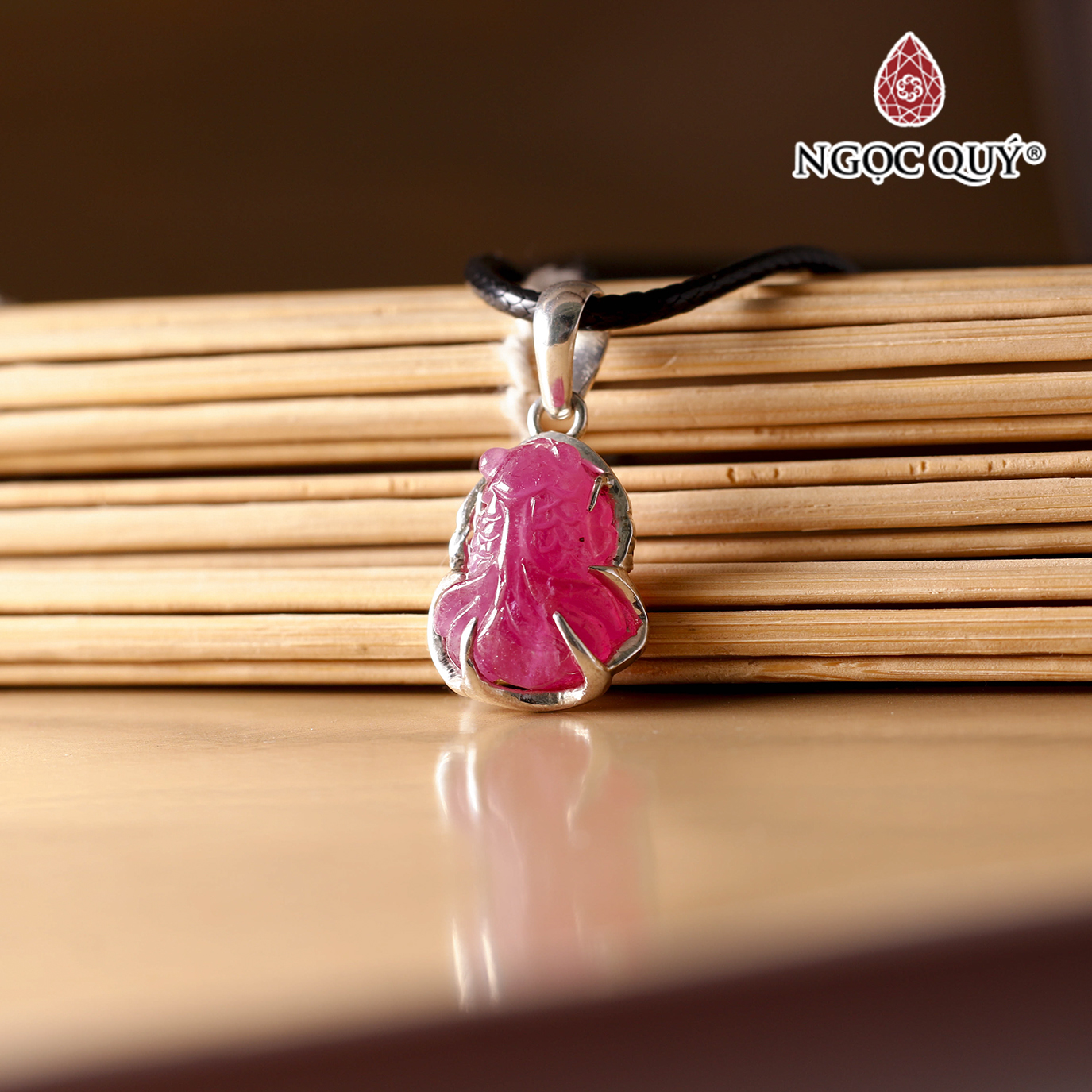 Mặt dây chuyền cá 3 đuôi Ruby bọc bạc 15x18mm hợp mệnh hỏa, thổ - Ngọc Quý Gemstones