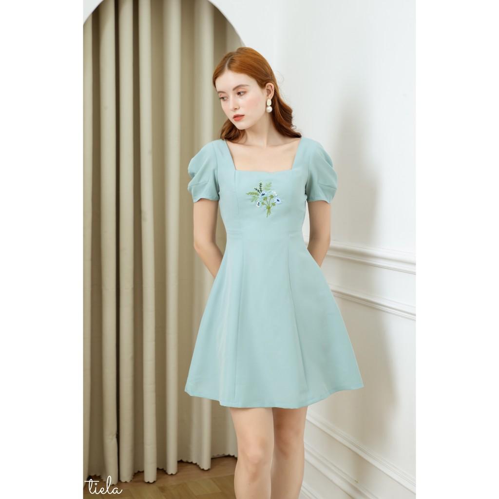 TIELA Đầm váy thêu hoa giữa ngực - Tina Dress