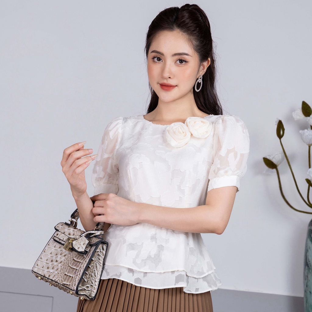 Áo Sơ Mi Nữ UK Fashion Dáng Peplum Cổ Tròn Che Bụng, Thiết Kế Đính Hoa, Chất Liệu Nhập Hàn Cao Cấp NKSM2205007