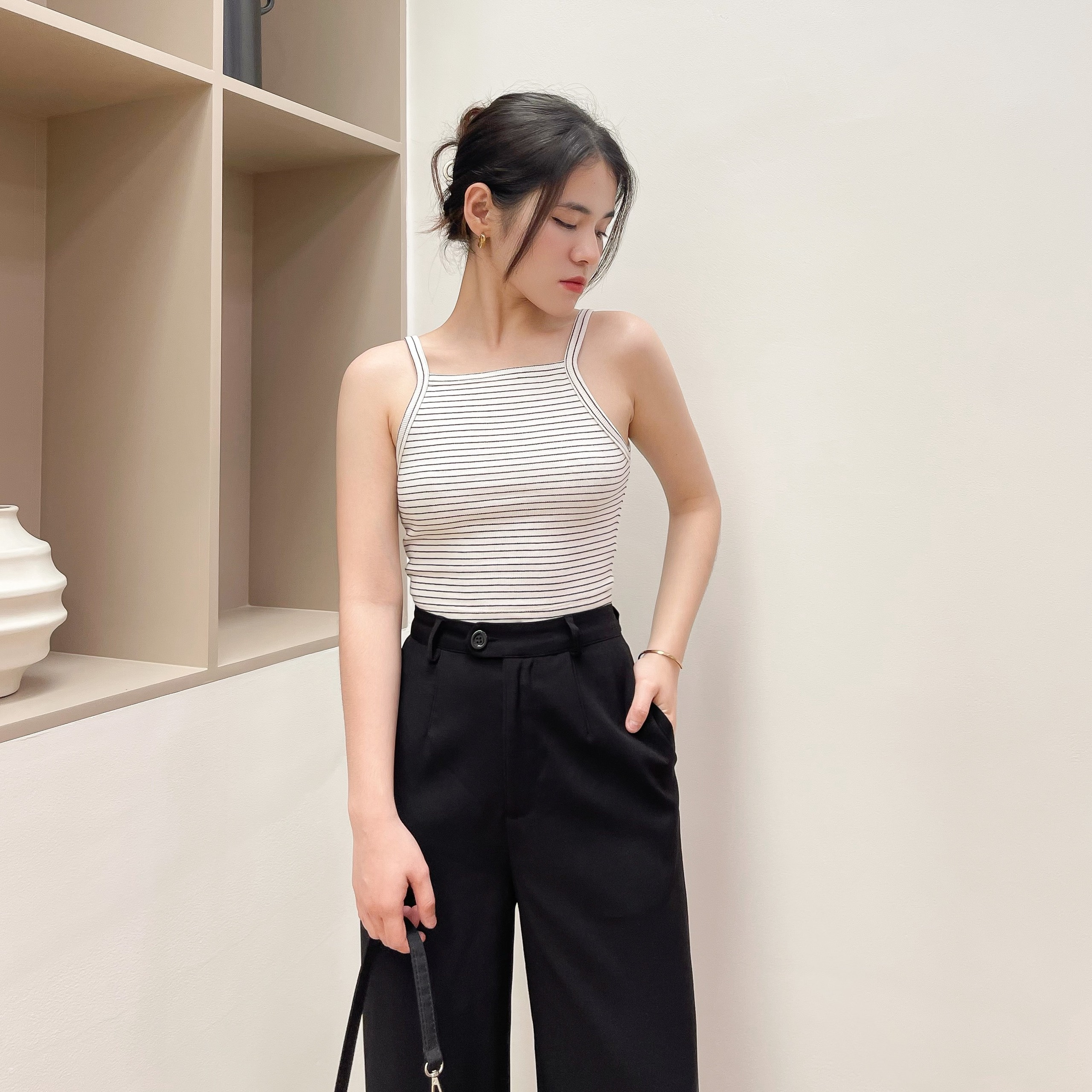 ÁO YẾM THUN GÂN BASIC THU132 SỌC ĐEN TRẮNG