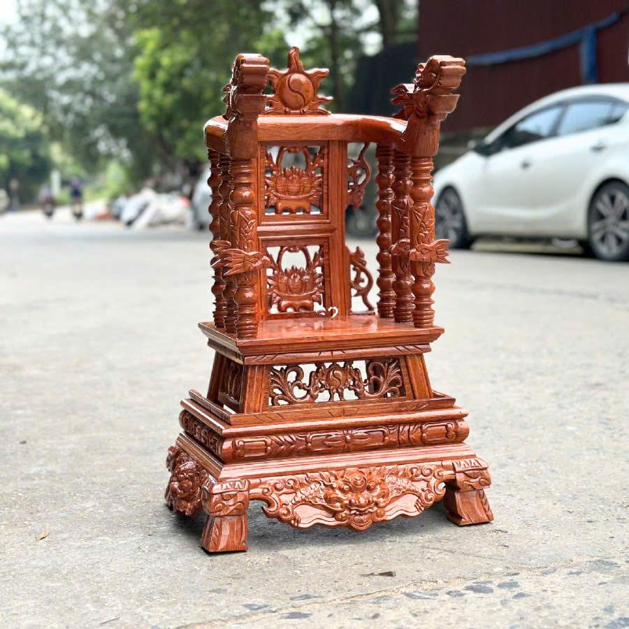 Ngai thờ gỗ hương ngai triện, Ngai thờ gỗ - Long ngai gỗ hương