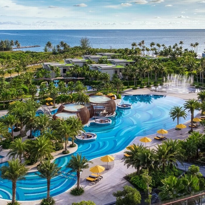 Gói 3N2Đ Pullman Beach Resort 5* Phú Quốc - Buffet Sáng, Xe Đón Tiễn Sân Bay, Hồ Bơi, Bãi Biển Riêng, Dành Cho 02 Người Lớn Và 02 Trẻ Em Dưới 12 Tuổi