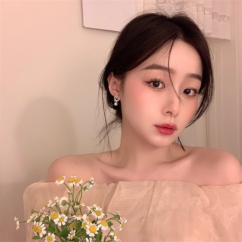 Khuyên tai tròn nơ đính ngọc tiểu thư