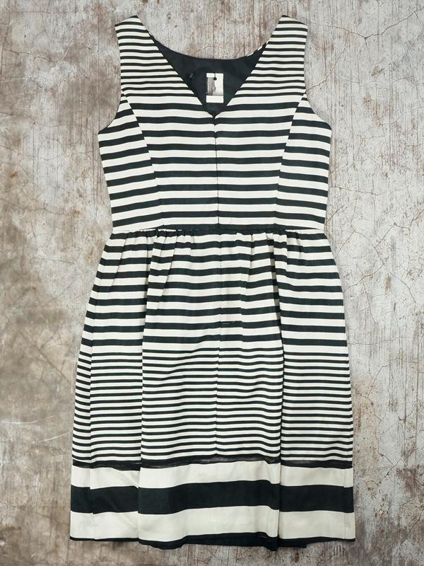 Đầm Taylor Striped Dress - SIZE 6