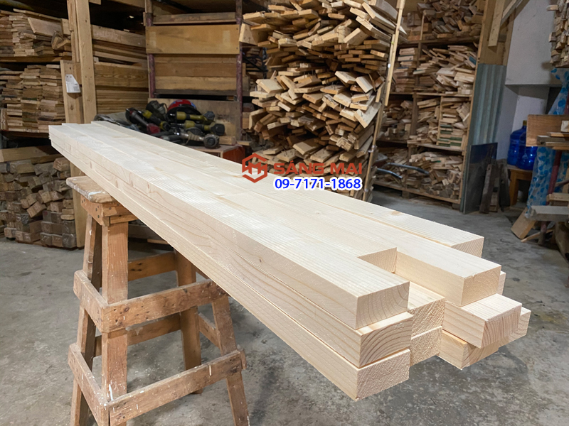 Thanh gỗ thông 3cm x 6cm x dài 150cm + láng mịn 4 mặt