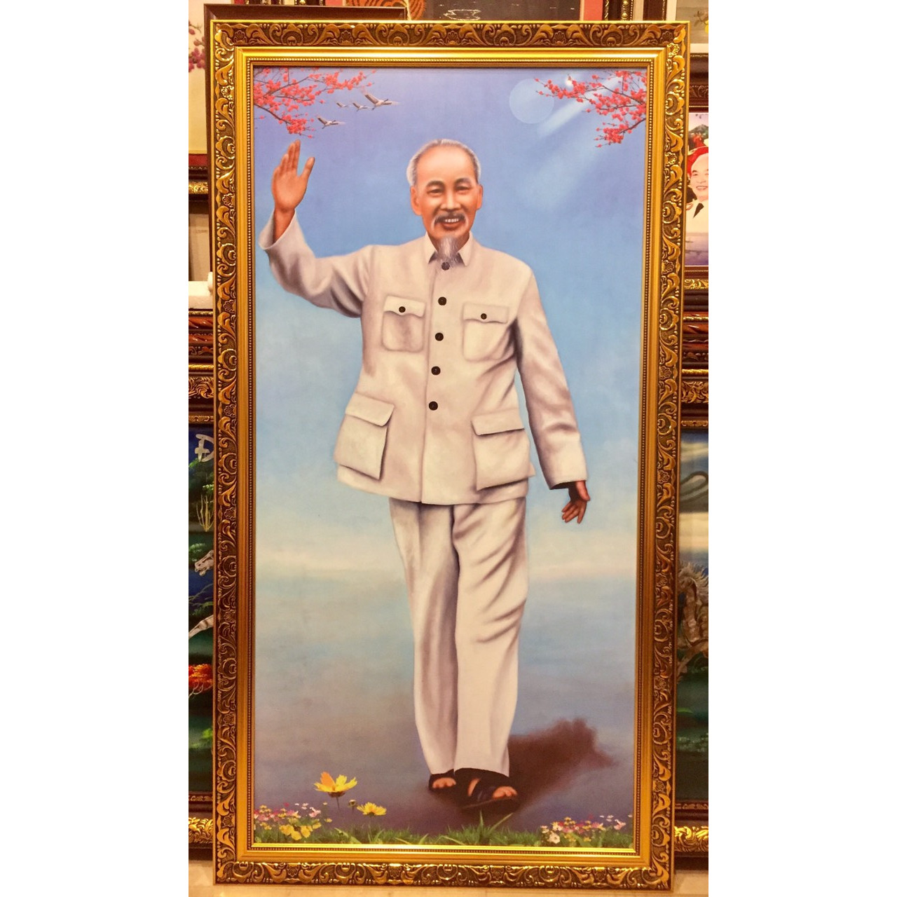 Bác Hồ vẫy tay chào