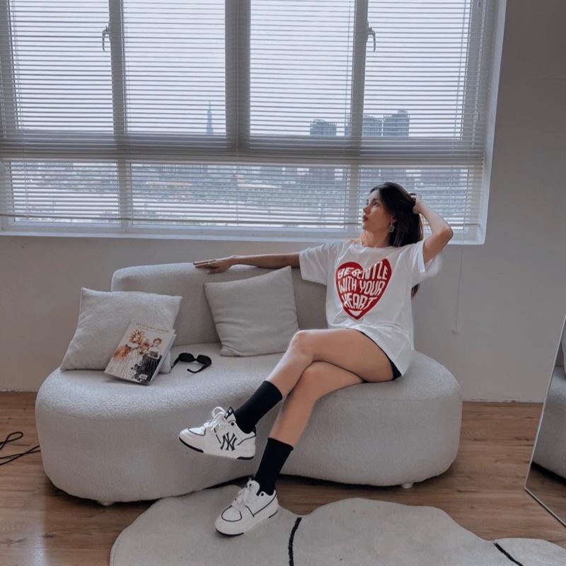 Áo thun ALTHOUGH form unisex, chất vải Cotton 100% thoáng mát