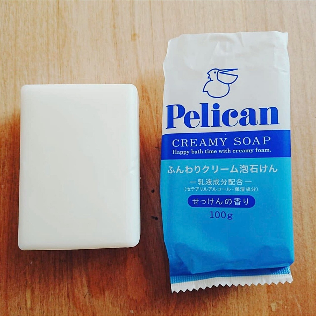 Xà Phòng Tắm Cấp Ẩm Chiết Xuất Dầu Cọ Pelican Creamy Soap 100g