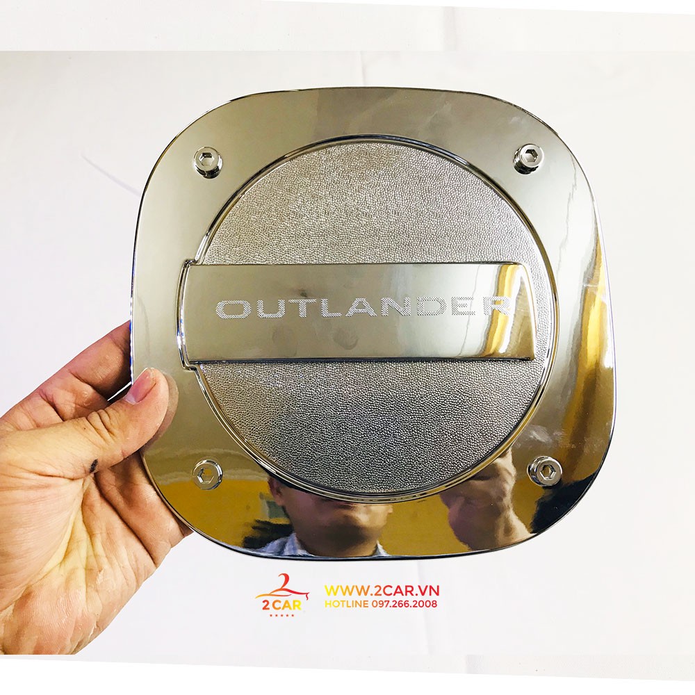 Ốp Nắp Bình Xăng Xe Mitsubishi Outlander 2016 2017 2018 2019 2020 2021 mạ crom cao cấp