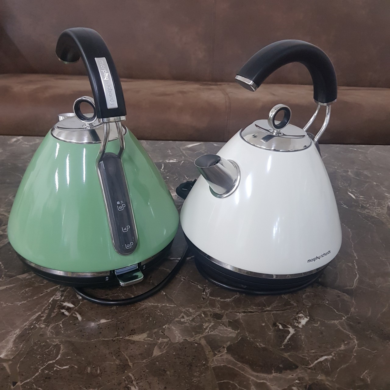 Ấm đun nước siêu tốc cao cấp Morphy Richards MR7456A, dung tích 1,5 lít, công suất 1850W - Hàng chính hãng, bảo hành 24 tháng