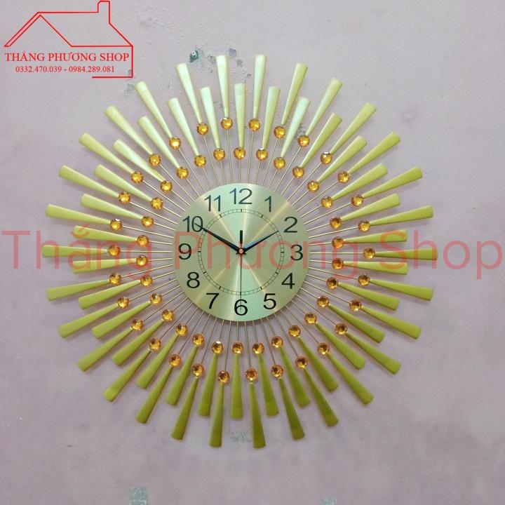 Đồng Hồ Treo Tường Trang Trí Hình Mặt Trời TP-021Y