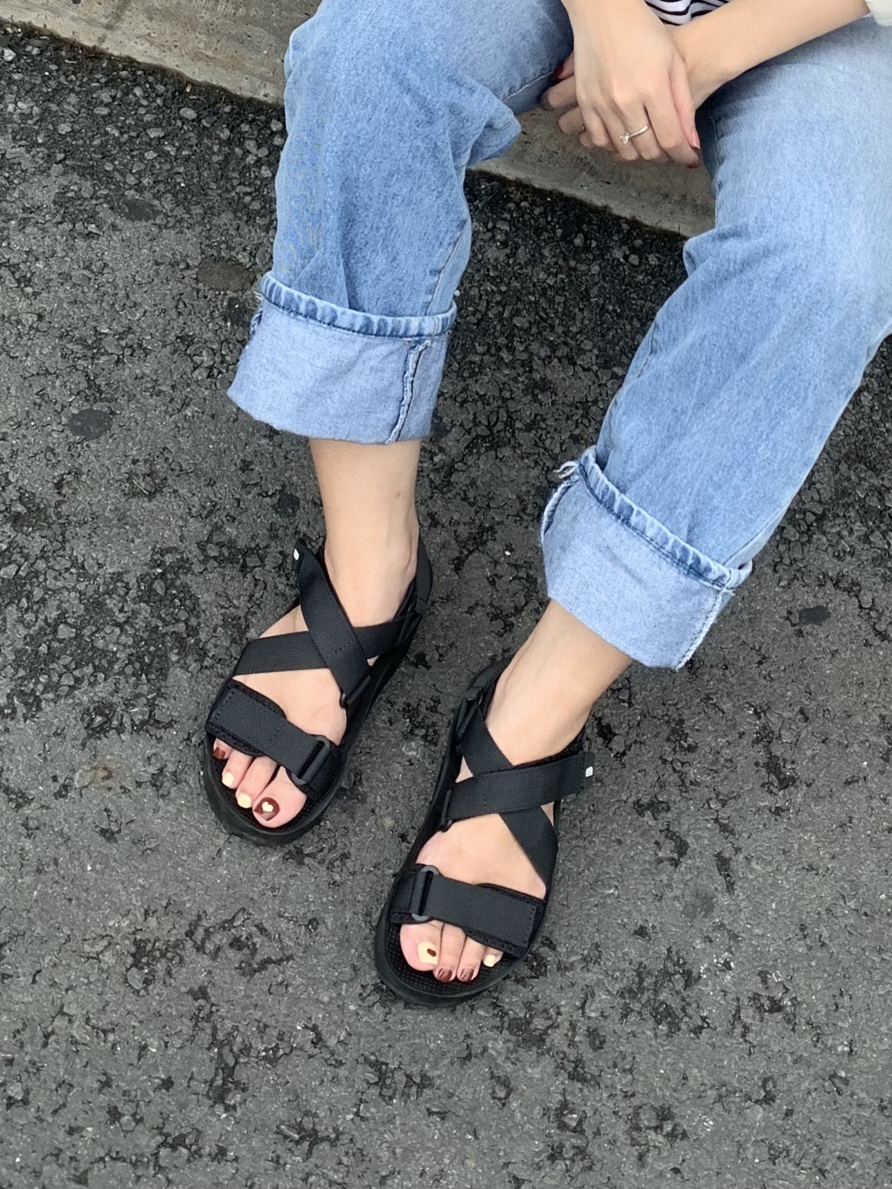 Giày Sandal Nữ The Bily 02W Quai Chéo Đôi - Màu Đen BL02WD