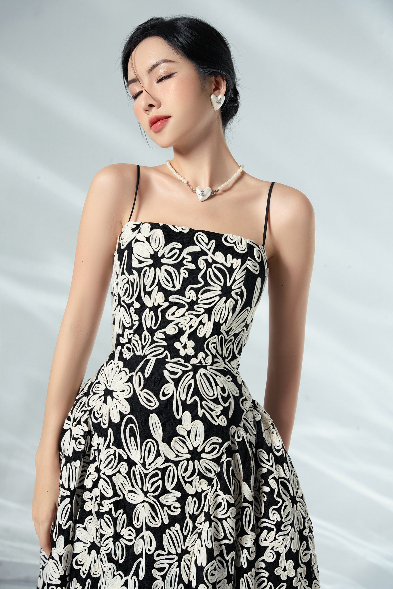 OLV - Đầm Glamour Lace Dress