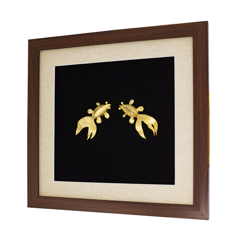 Quà tặng dịp lễ tết 2019 : Tranh đôi cá mạ vàng