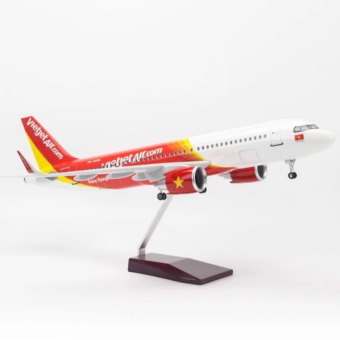 Mô hình Máy bay tĩnh Vietjet A320 47cm có bánh xe và đèn led