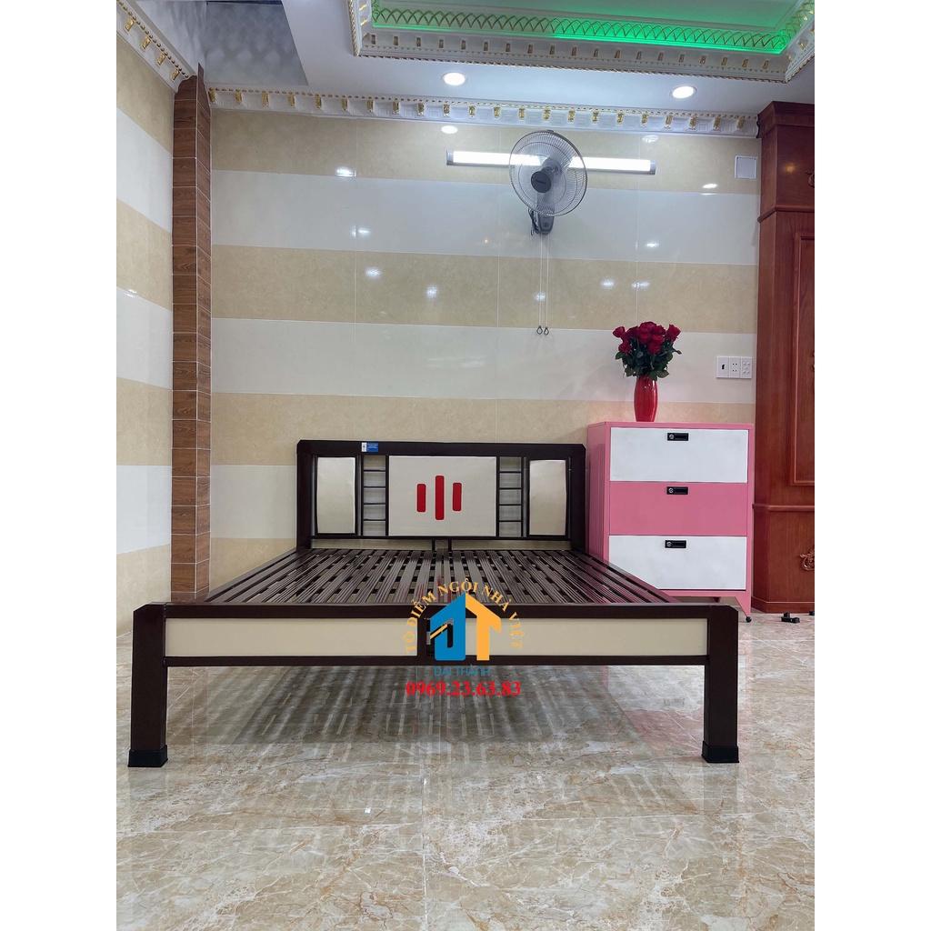 Giường ngủ sắt kiểu gỗ hộp 48 kích thước 1m8x2m – DT01