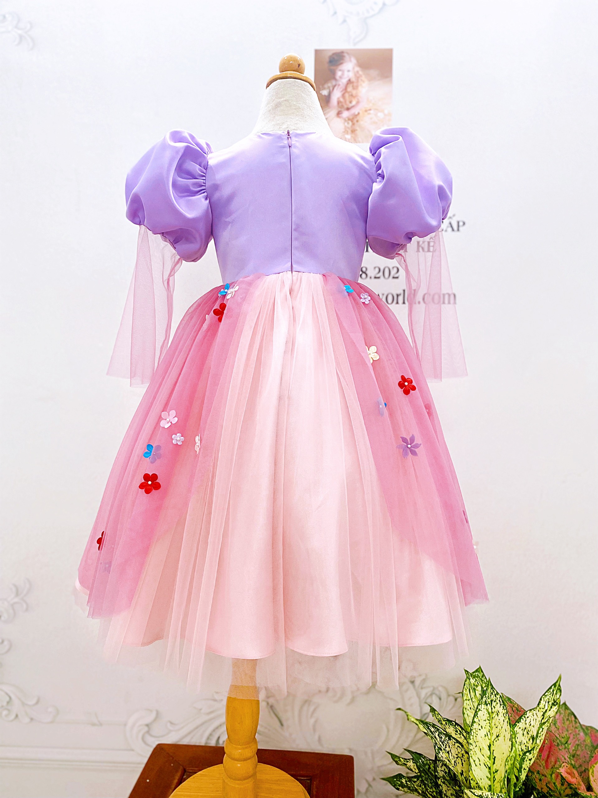 ĐẦM CÔNG CHÚA TÓC MÂY RAPUZEL HQ1082 GINGER WORLD