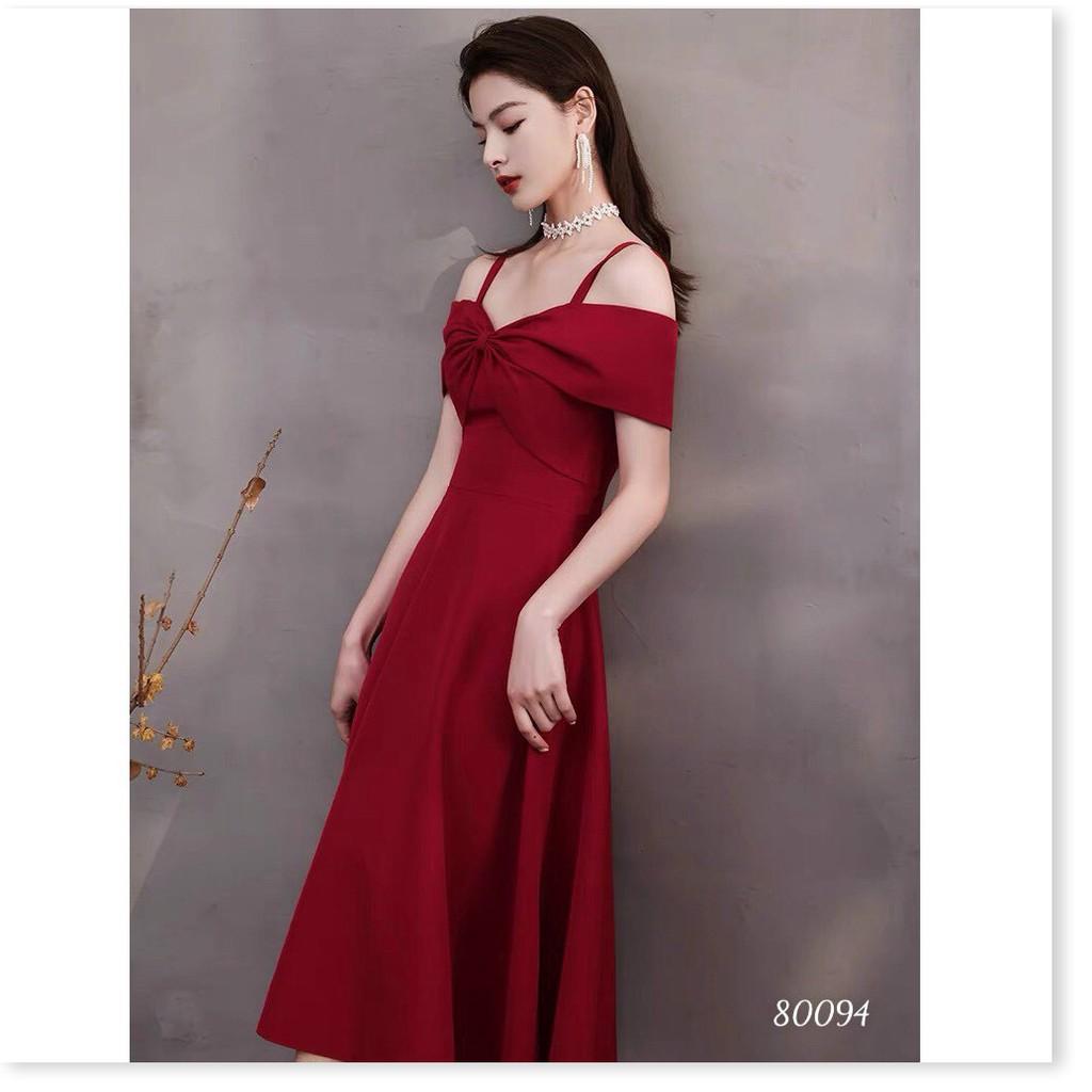 ĐẦM TRỄ VAI,THIẾT KẾ HỌA TIẾT TRƠN