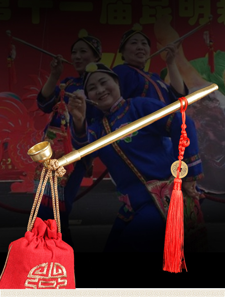 Tẩu thuốc dài hợp kim đồng Trung Hoa, kéo dài ra được đến 40 cm ( không kèm theo dây và túi vải)