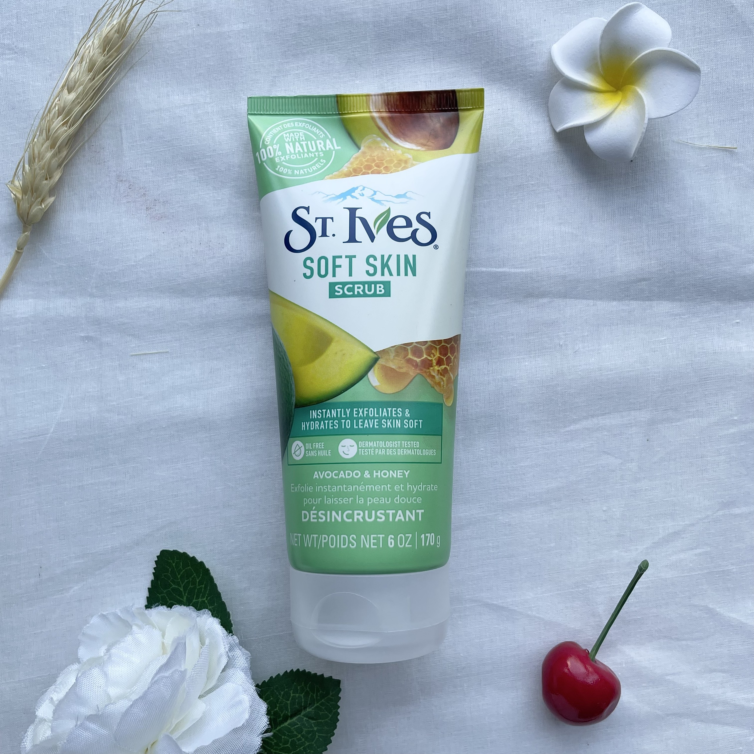 Sữa Rửa Mặt ST.Ives Soft Skin Avocado & Honey Tẩy Da Chết 170g Hàng Nhập Mỹ