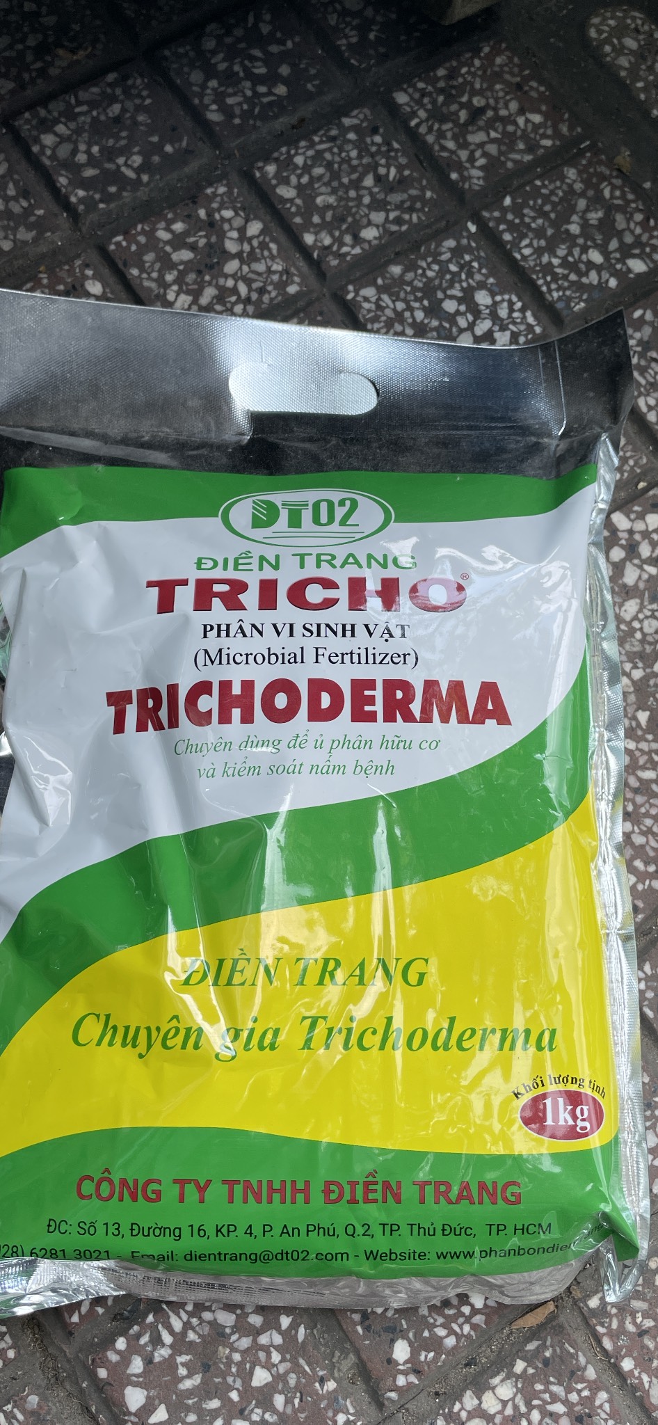 Nấm vi sinh Trichoderma Điền Trang gói 1 kg