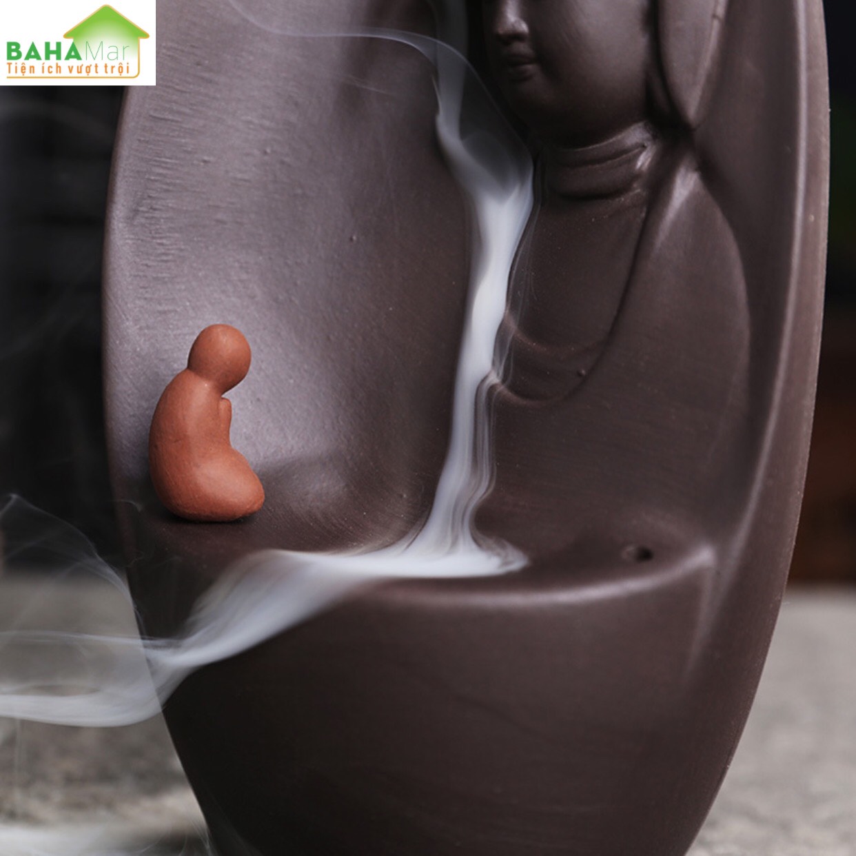 THÁC KHÓI TRẦM HƯƠNG CHẢY NGƯỢC PHẬT BÀ QUAN ÂM BỒ TÁT HIỂN LINH "BAHAMAR" Sáng tạo vẻ đẹp với phong cách điêu khắc, thú vị và hấp dẫn.
