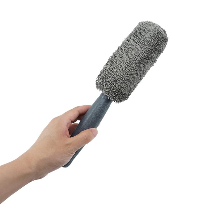 Cọ Vệ Sinh Bánh Xe Hơi Có Tay Cầm Bằng Nhựa Tiện Dụng