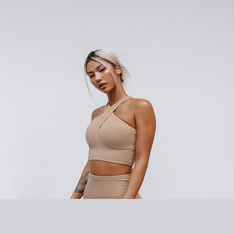 Bộ đồ thể thao 2 mảnh của phụ nữ với logo hai mảnh Yoga Set Fitness Chạy bộ Yoga Bộ đồ liền mạch Front Cross Bra Sexy Color: Black suit Size: L