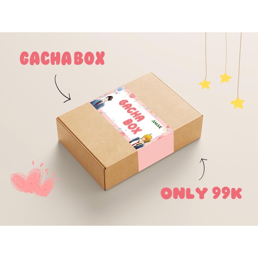 Gacha box kèm quà tặng may mắn - Bản Quyền