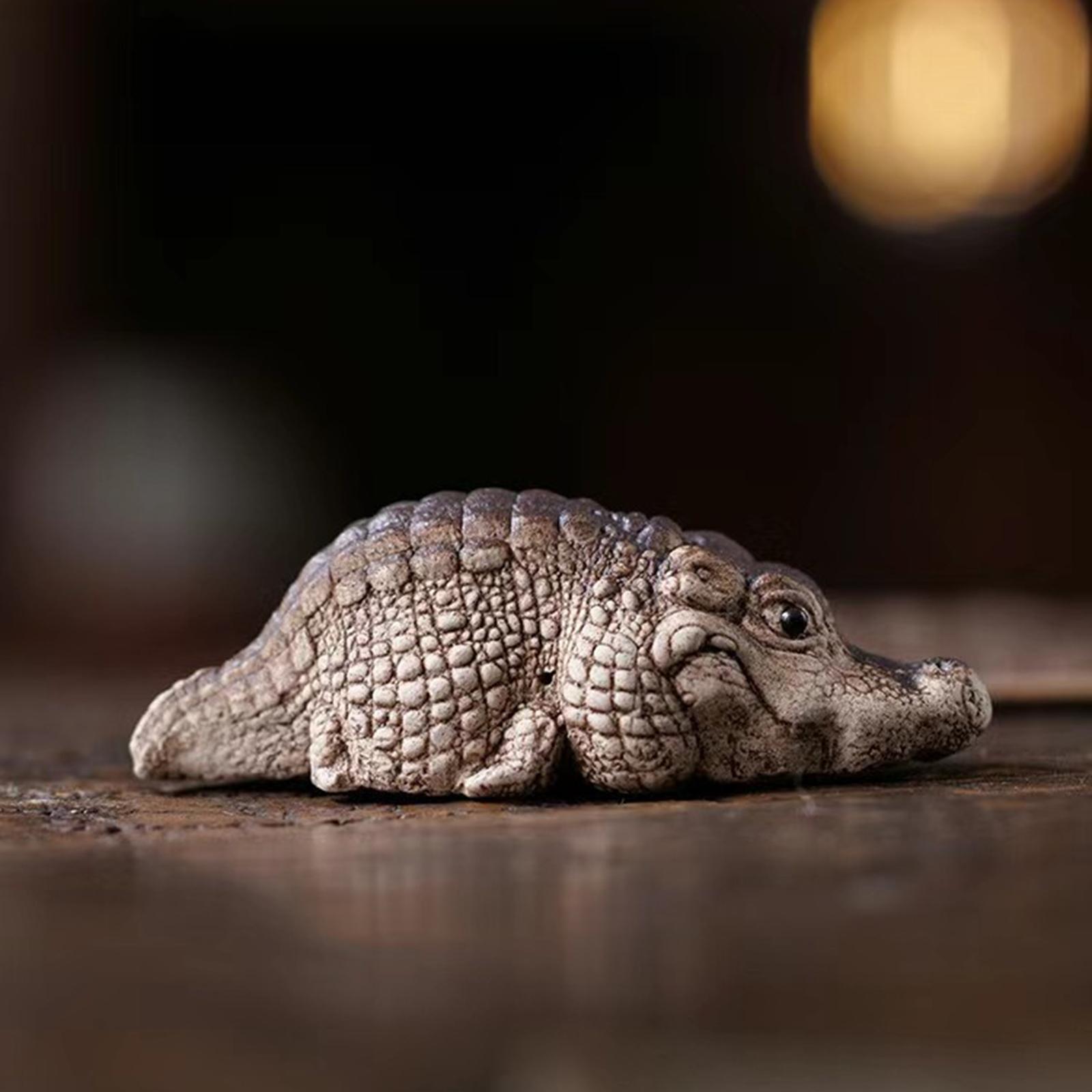 Clay Alligator Crocodile Mini Tea Pet Figurine Lovely Decoration for Bedroom