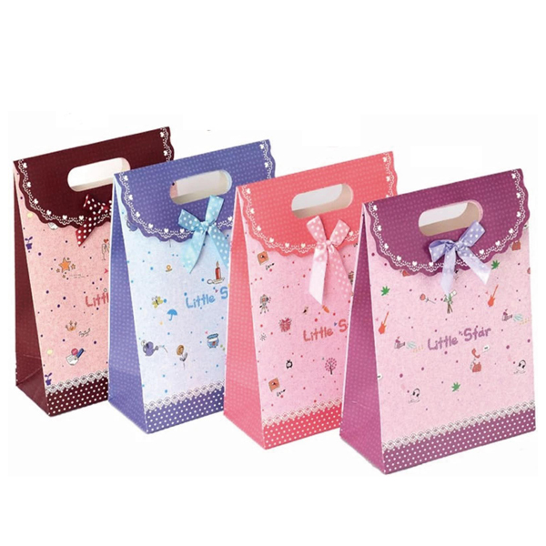 Bộ 4 túi quà loại trung khổ 19x27 cm