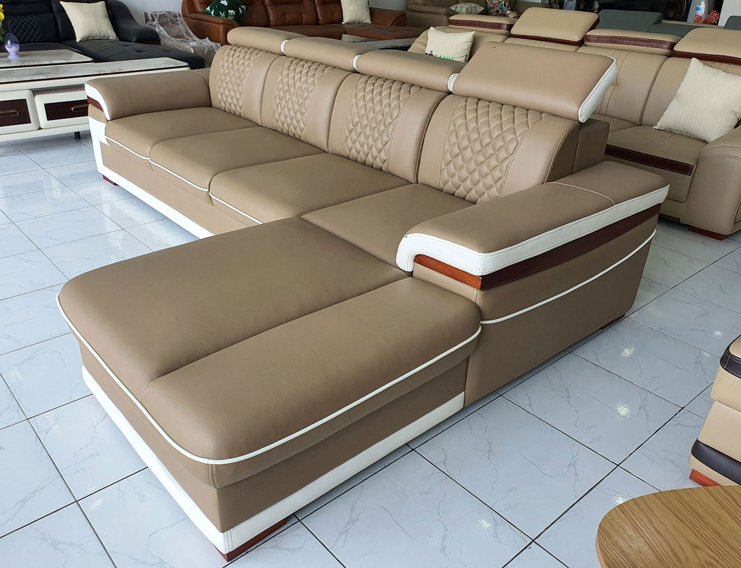 Ghế Sofa Kiểu Mới - Da Công Nghiệp Hàn Quốc Phối 2 Màu Độc Đáo - Salon Cao Cấp Cho Phòng Khách Rộng