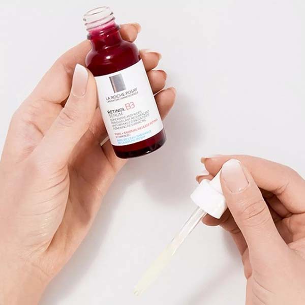 Tinh chất giúp tái tạo da, giảm thâm nám và nếp nhăn trên da, làm đều màu da La Roche Posay Retinol B3 Serum + Tặng Móc Khóa
