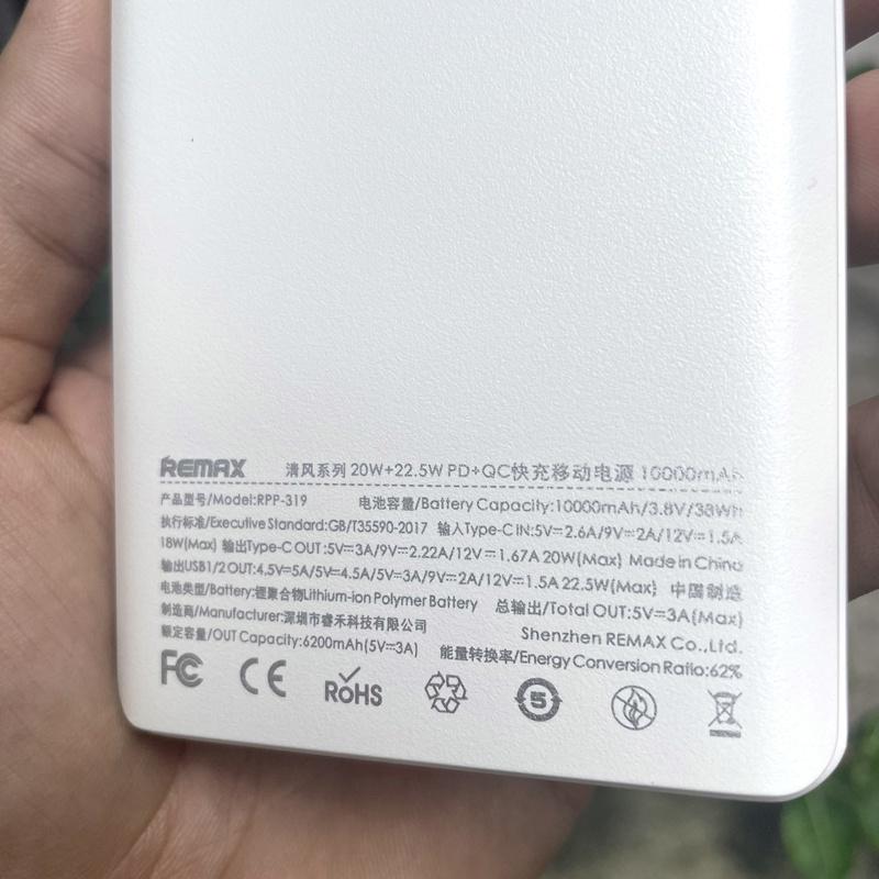 Pin dự phòng sạc nhanh Remax RPP-319 dung lượng 10000mAh QC 22.5W và PD 20W - tích hợp 1 input 3 output (2 màu tuỳ chọn) - Hàng Chính Hãng