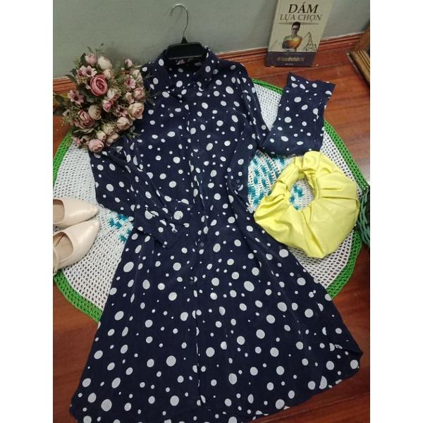 Đầm form rộng chấm bi