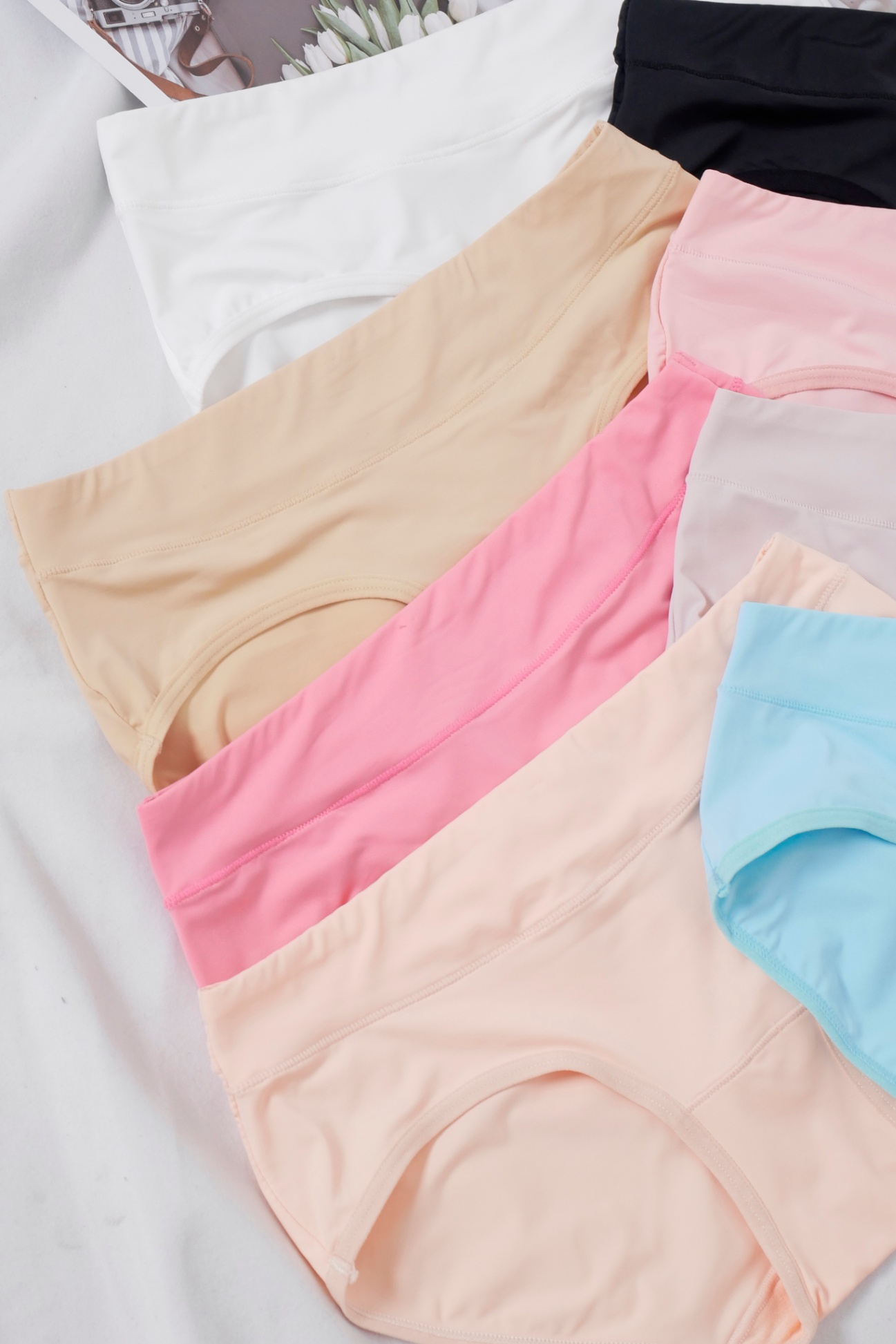 Combo 5 Quần Lót Nữ Thun Lạnh Trơn Voronin N9004, N9005 – Mát Lạnh, Êm Ái, Thoáng Khí