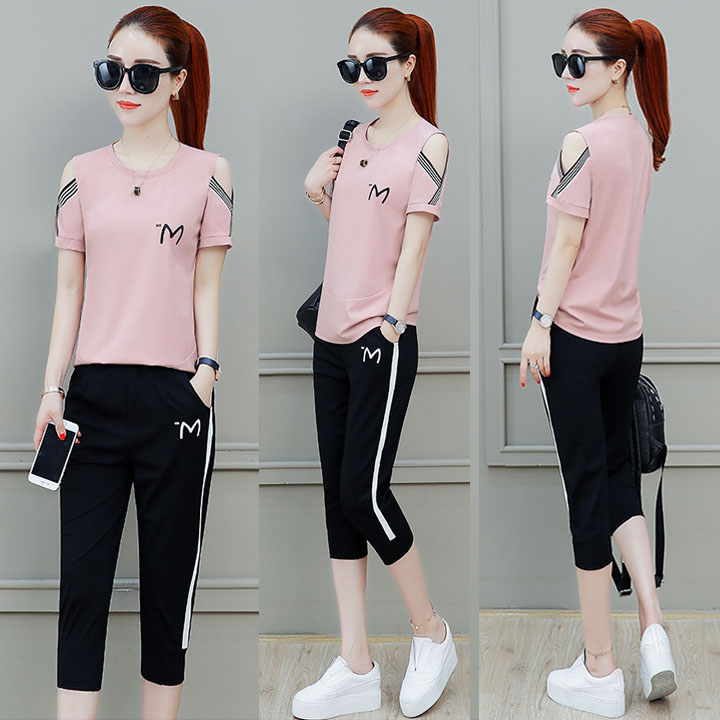 Bộ đồ thể thao nữ thêu chữ M TT304