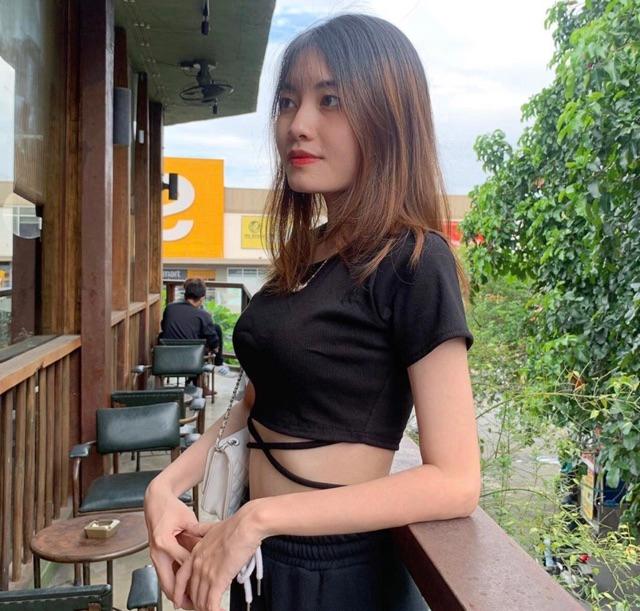 Áo croptop đan dây chéo tay ngắn về thêm màu bò sữa siêu hot