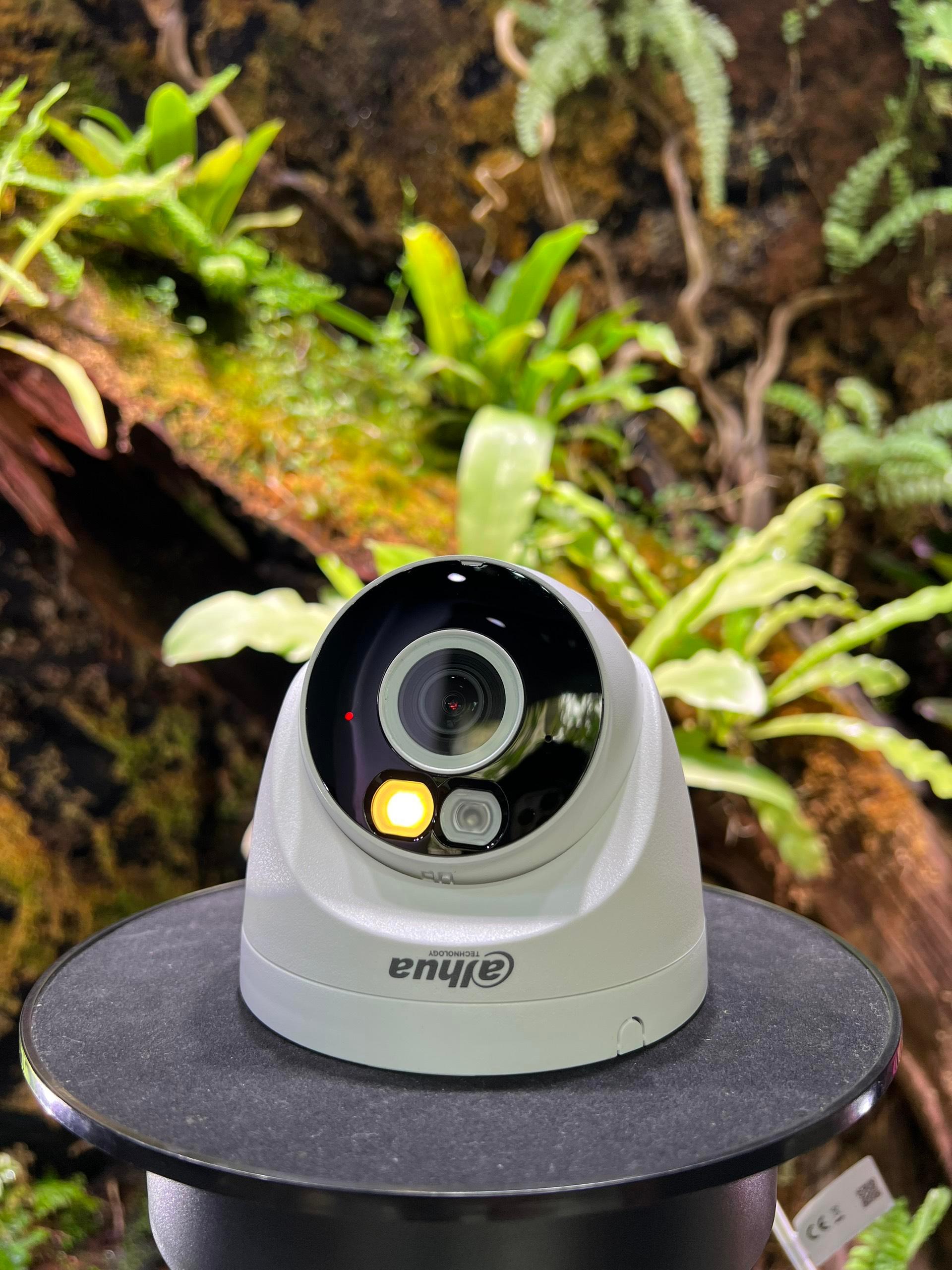 Camera Wifi DAHUA DH-T2A-PV 2M Ngoài Trời, Có Màu Ban Đêm, Đàm Thoại Hai Chiều và Có Cảnh Báo Chuyển Động - Hàng chính hãng