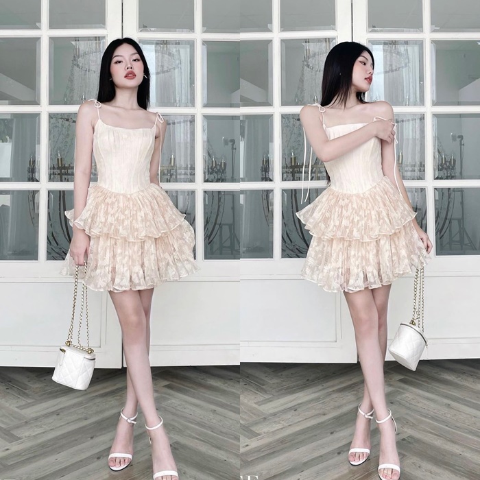 ĐẦM NGẮN DÂY CỔ U BÈO BỒNG REN XÒE ÔM EO BODY SUÔNG TRƠN HOA ĐI TIỆC ĐI CHƠI DẠO PHỐ