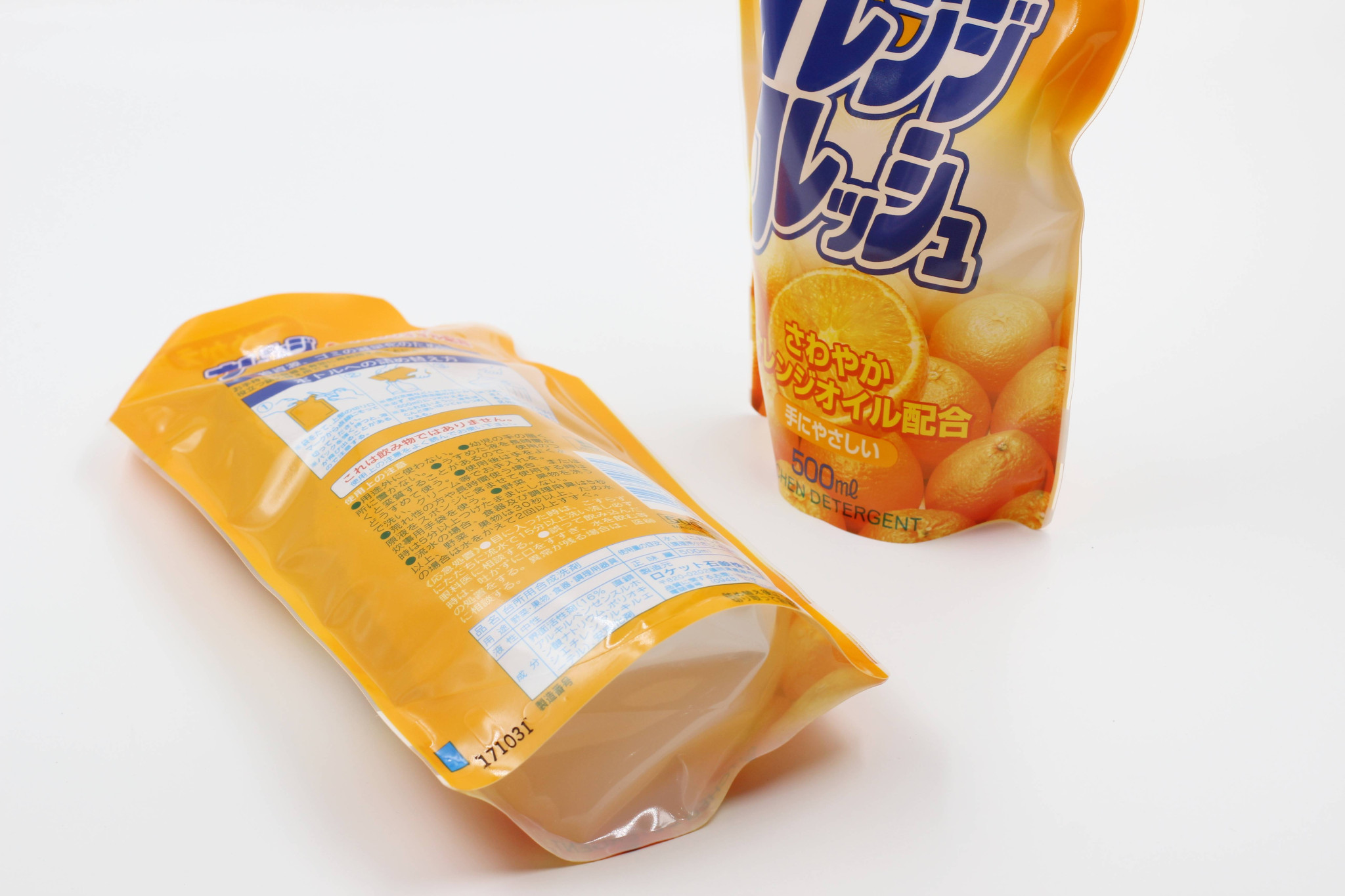 Nước rửa chén hương cam loại túi 500 ml Rocket Nhật Bản