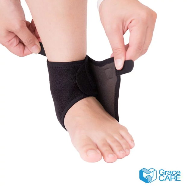 Băng quấn hỗ trợ cổ chân, mắt cá chân có thể điều chỉnh, thành phần từ sợi than tre cao cấp Grace Care AB222 - Made In Taiwan