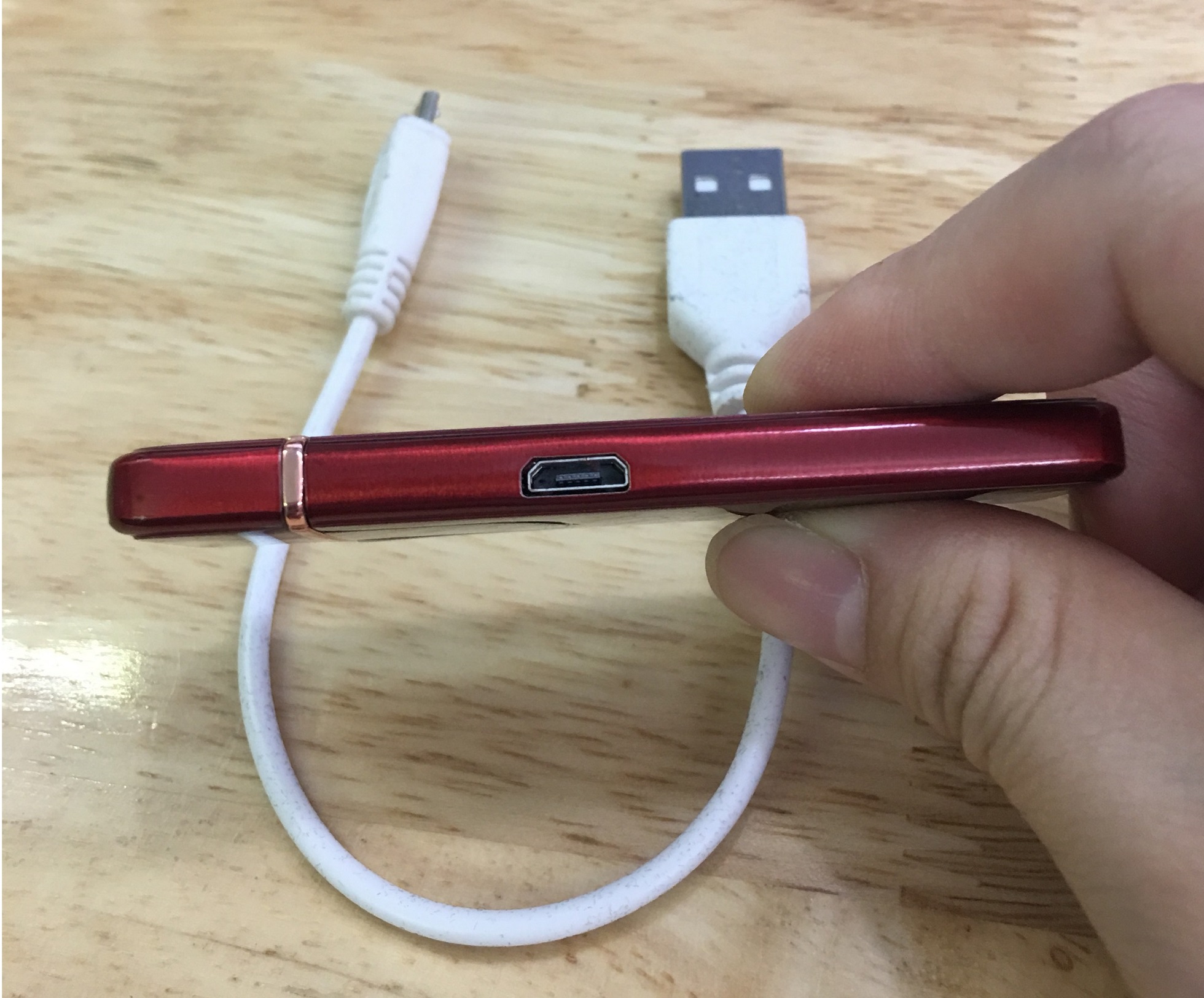 Bật lửa điện cảm ứng vân tay, sạc điện USB