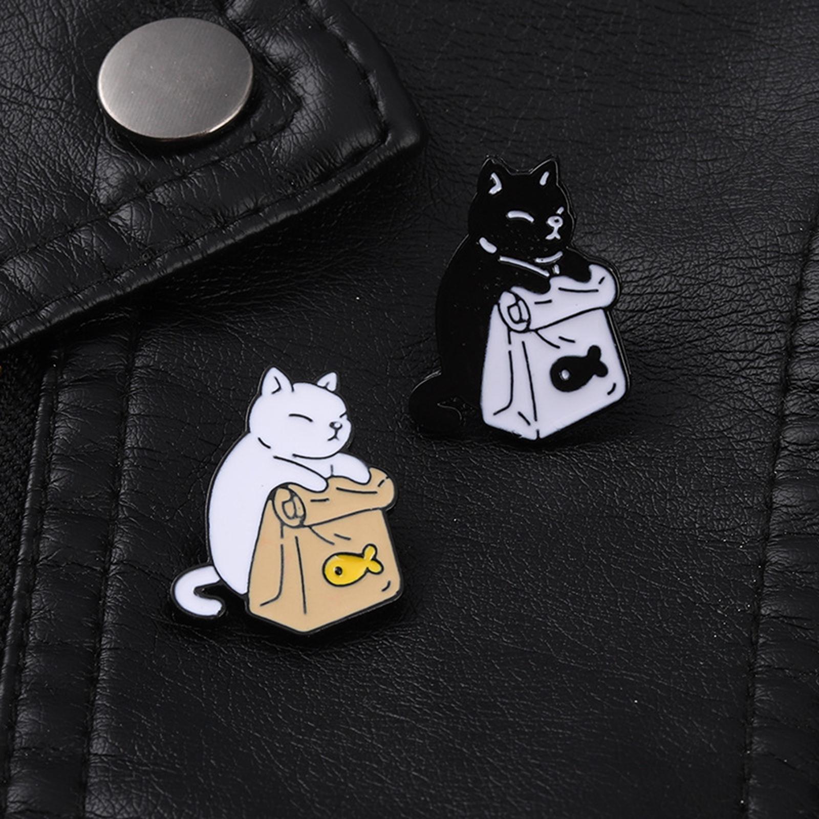 2Pcs Novelty Cat Enamel Brooch Pins Lapel Badges Pins ,Lapel Pins Brooch Button Pins Kitty Metal Brooches for Bags, Women, Kids ,Hats