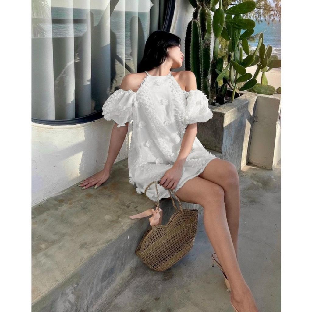 ĐẦM SUÔNG REN CỔ YẾM KHOÉT VAI 13629